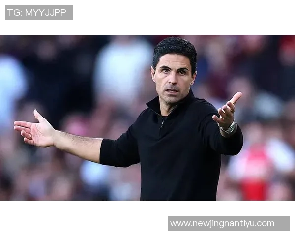 森林老板与贝尼特斯共赏奥林匹亚科斯对阵阿森纳精彩赛事